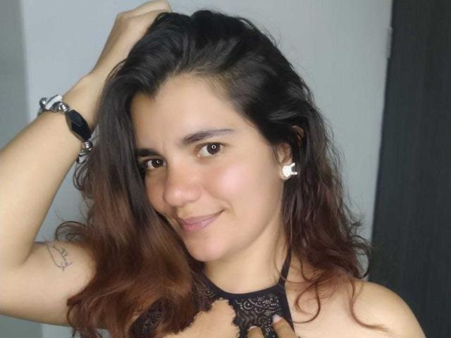 BulmaHot - Live porn &amp; sex cam - 25400677