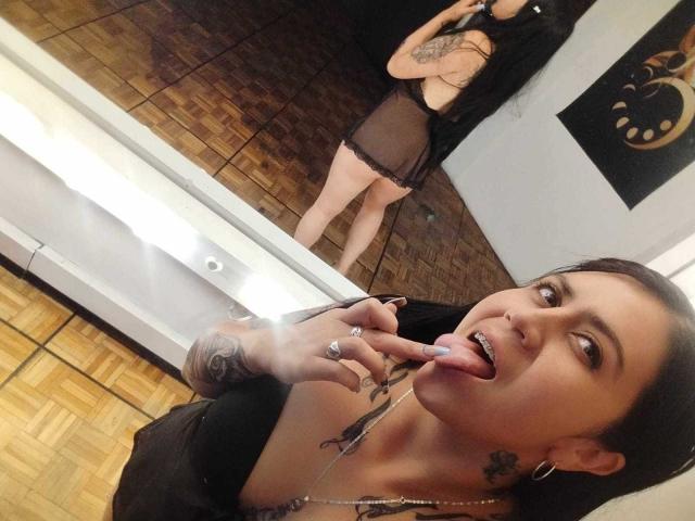 PamelaJonness - Sexe cam en vivo - 25401169