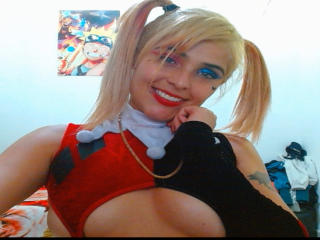 LaSexyColombiana - Live porn &amp; sex cam - 25403229