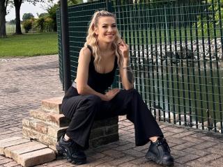 ZoeyMarie - Live porn &amp; sex cam - 25406913