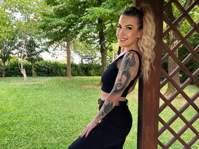 ZoeyMarie - Live porn &amp; sex cam - 25406949