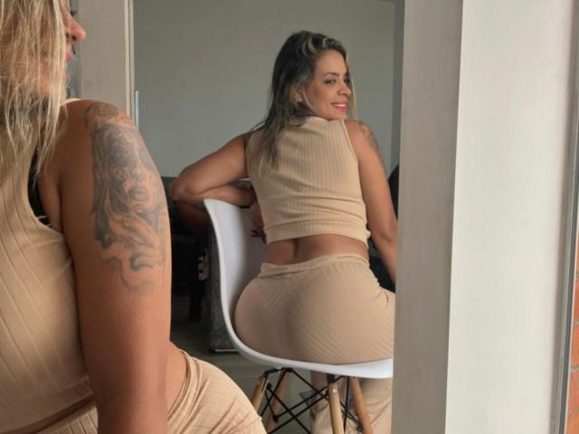 ChantalSex69 - 라이브 포르노 &amp; 섹스 캠 - 25410693