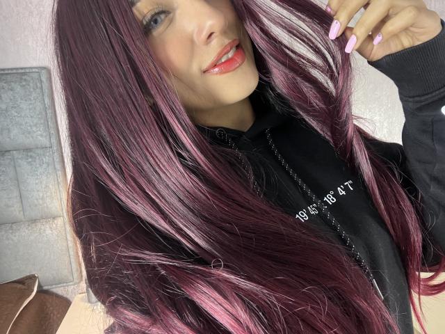 LillyTaylor - Live sex cam - 25411373