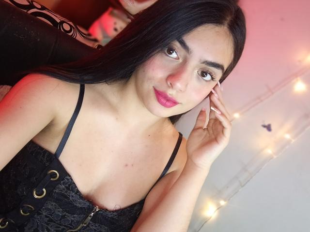 EmaRosee - Sexe cam en vivo - 25413169