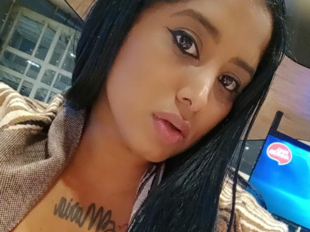 MariaCatalina - сексуальная веб-камера в реальном времени - 25415181