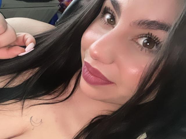 VenusMusa - Porno na żywo i seks kamera - 25415377