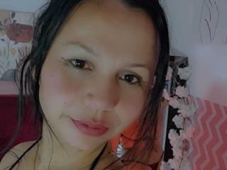 SexyKendallx - Camera khiêu dâm &amp; quyến rũ trực tiếp - 25415429