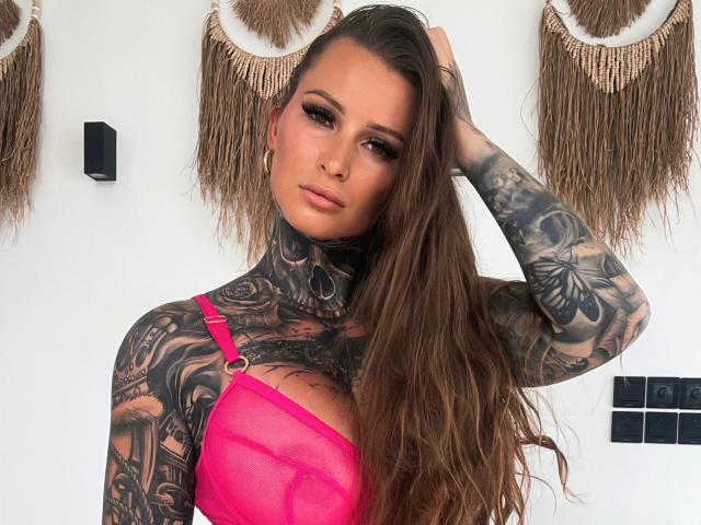 inkedlorena-hot - Live porn &amp; sex cam - 25418753