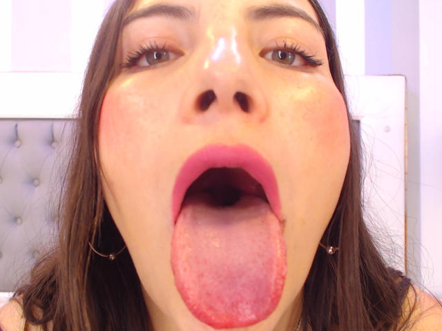 EmelyAvery69 - Live porn &amp; sex cam - 25419053