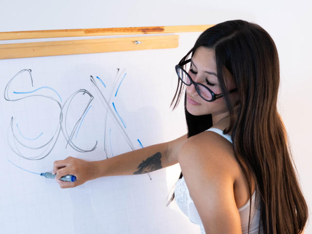 PeytonGrayy - Live porn &amp; sex cam - 25419365