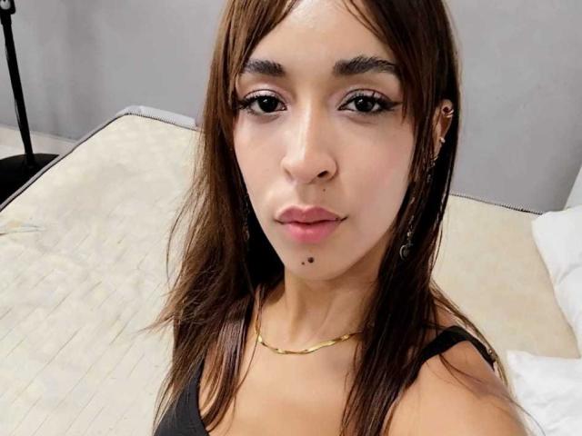 LiaClarksonn - Sexe cam en vivo - 25420113