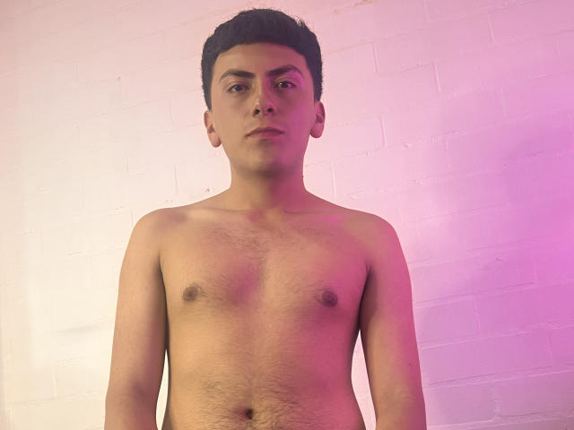 LuckasFrostt - Live sex cam - 25420605