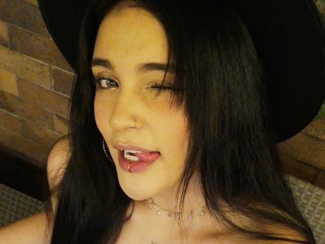 AgathaK - Sexe cam en vivo - 25421301