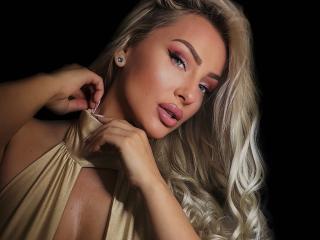 YaseminSaf - сексуальная веб-камера в реальном времени - 25422305