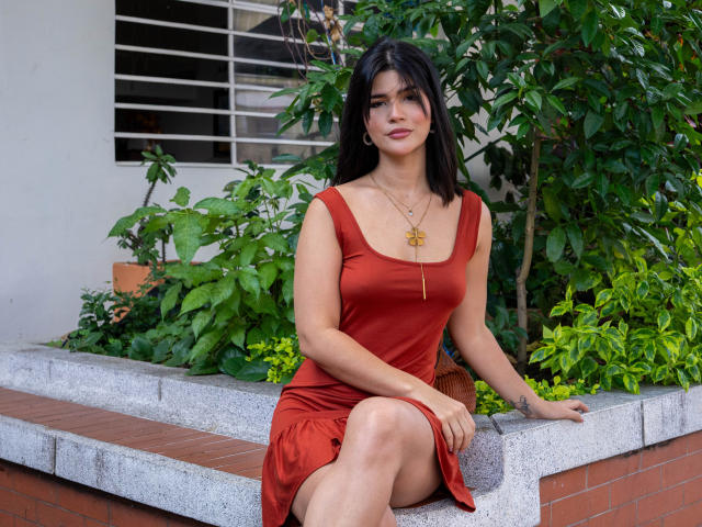 ScarlletZhen - Live porn &amp; sex cam - 25422689