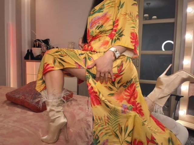 LinaLuchia - Live porn &amp; sex cam - 25423185