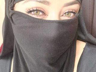 ZahraJalid's Model Profile
