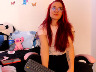 EimmyHoskX's Model Profile
