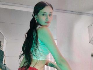 EmilySwiftt's Model Profile
