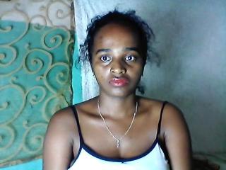 FlaviaMistery - Sexe cam en vivo - 25431217