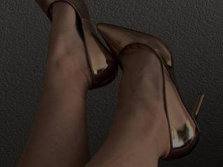KishaNaught's Model Profile