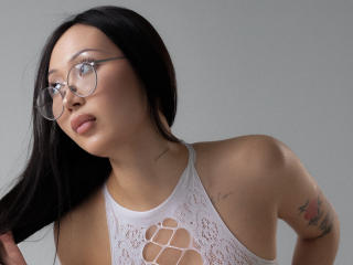 NaomiAsian's Model Profile