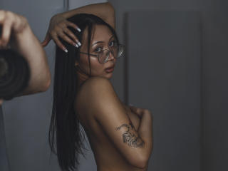 NaomiAsian's Model Profile