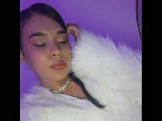 CarolineWill's Model Profile