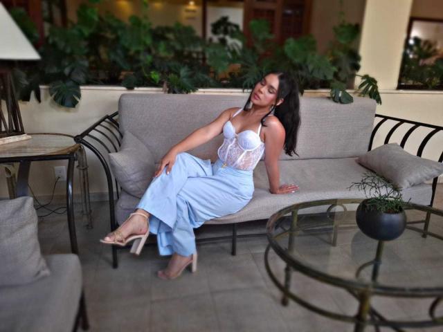 CarolineWill - Live porn &amp; sex cam - 25434605