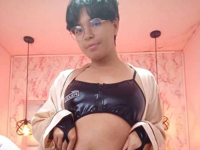 NiaLe - Live porn &amp; sex cam - 25435017