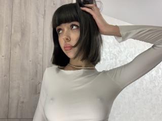 SaraMiner's Model Profile