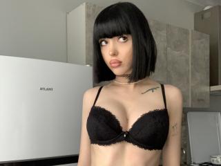 SaraMiner's Model Profile