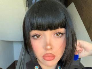 SaraMiner's Model Profile