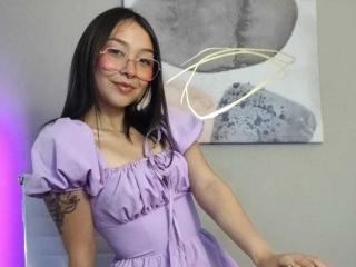 AmelieBss's Model Profile