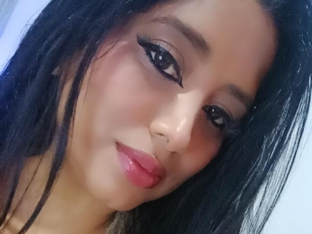 MariaCatalina - Live porn &amp; sex cam - 25442497