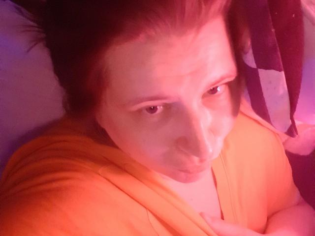 Beastbitch-hot - Live Sex Cam - 25443249