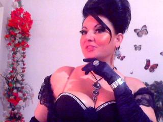 DeliciousMature - Chat x with a dark hair Lady over 35 