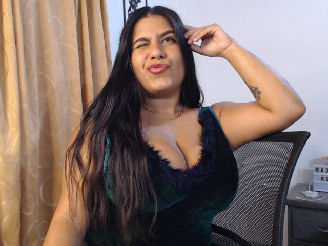 MadissonWeel - Sexe cam en vivo - 25450045