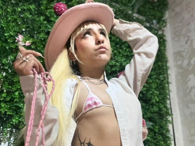 MaveParker - Live porn &amp; sex cam - 25450401