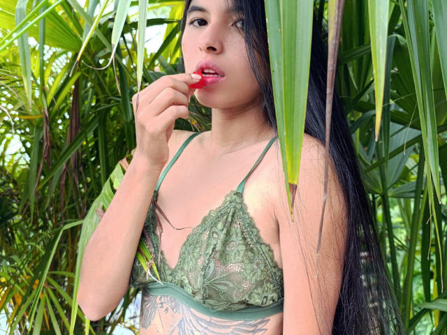 JuliaLanne - Live porn &amp; sex cam - 25462037