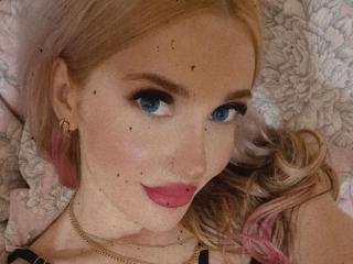 AlienNina - Live porn &amp; sex cam - 25466781