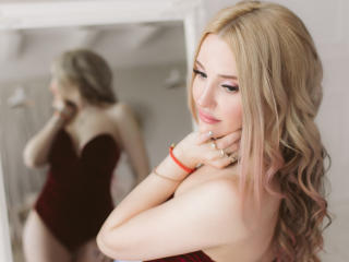 AlienNina - Live porn &amp; sex cam - 25466825