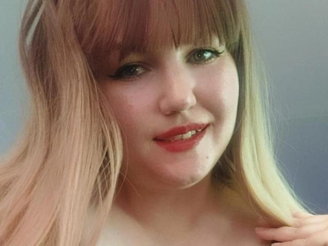 MiaFoxisJa - Live sexe cam - 25467885