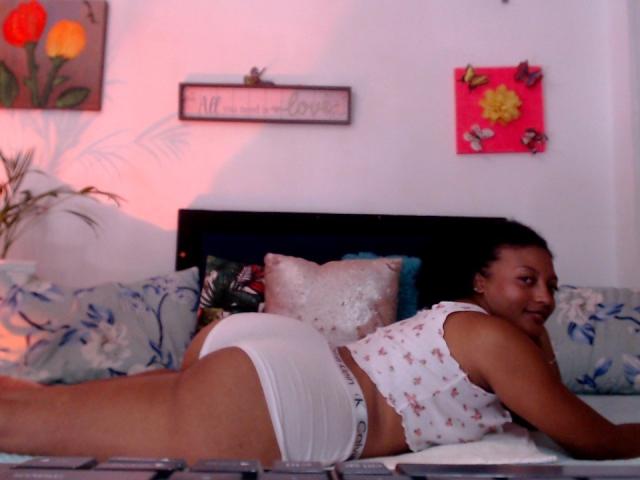 StefyRoldans - Live porn &amp; sex cam - 25471357