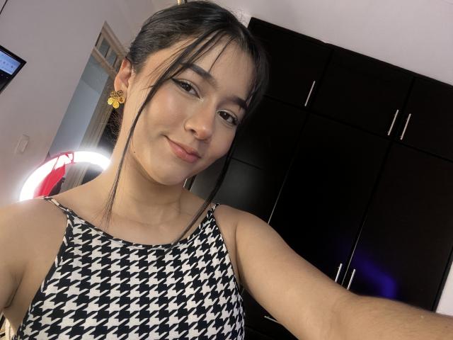 DeisyWest - Live porn &amp; sex cam - 25472573