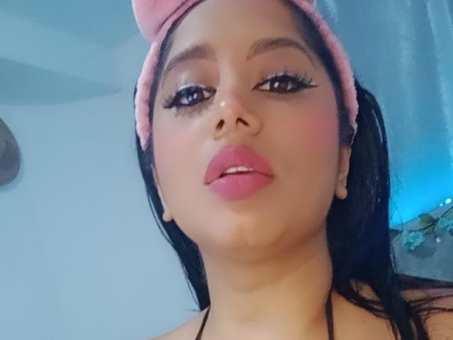 MariaCatalina - Live porn &amp; sex cam - 25473821