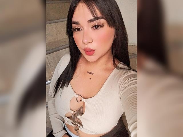 KarinaBlake - פורנו בשידור חי ומצלמת סקס - 25475625