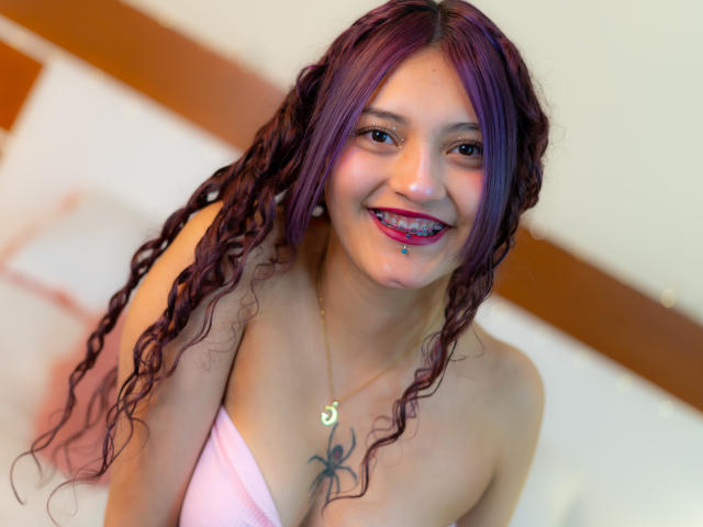 EmilyLorenz - Live porn &amp; sex cam - 25476493