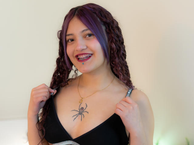 EmilyLorenz - Live porn &amp; sex cam - 25476509