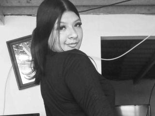 ClaraPattel - Live porn &amp; sex cam - 25477997